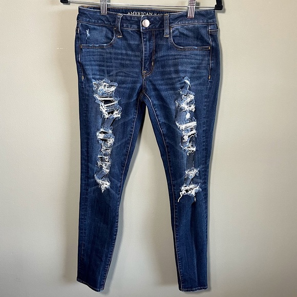 AEO Mid Rise Distressed 360 Super Stretch Skinny Jeans, Dark Wash Denim, Size 6 - Picture 1 of 8